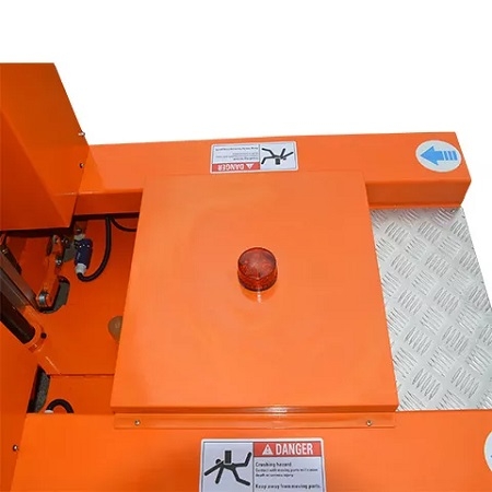 Self-Propelled Single Mast Aerial Work Platform, Capacity 150 kg, Maximum height of platform: 3m, 4m, 6m, 7.5m