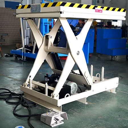 Single Scissor Lift Table - Load Capacity From 0,3 Tons to 30 Tons